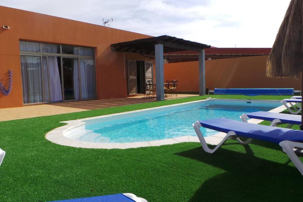 Luxury Villa At Golf Course Costa De Antigua Extérieur photo