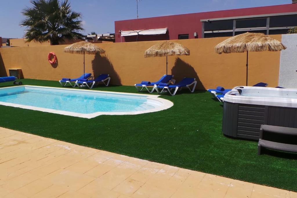 Luxury Villa At Golf Course Costa De Antigua Extérieur photo