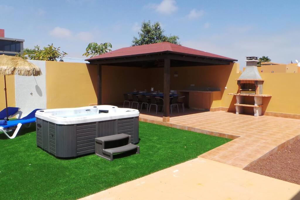 Luxury Villa At Golf Course Costa De Antigua Extérieur photo
